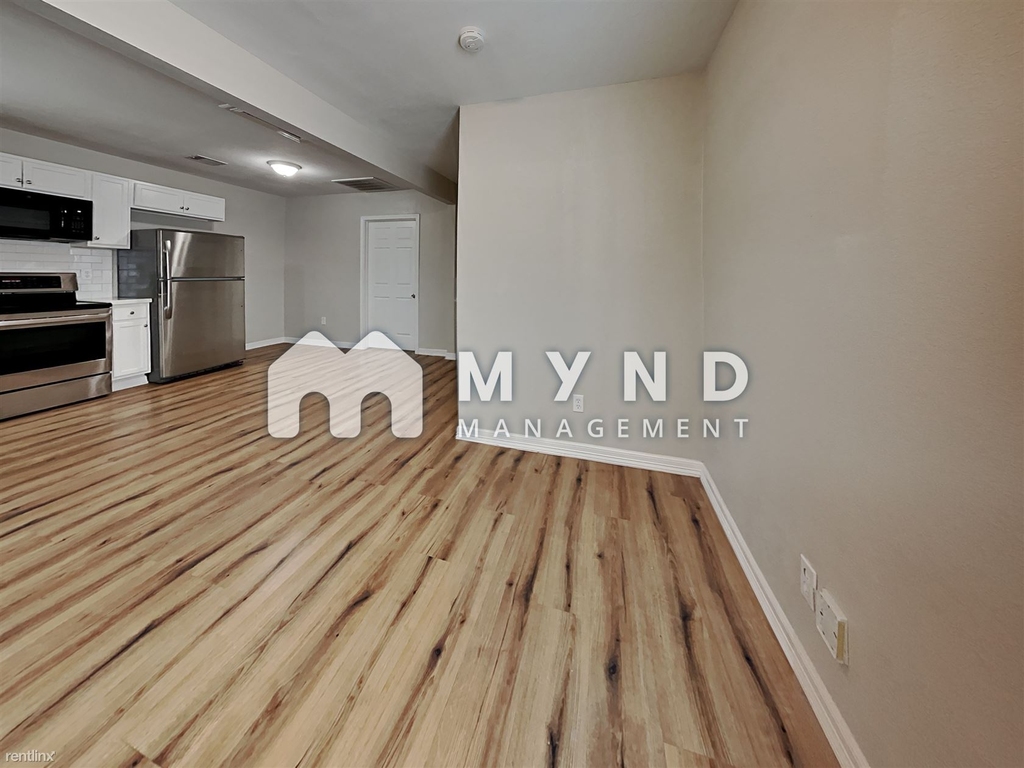 Offboarding 1308 Genova St Unit 2 - Photo 2