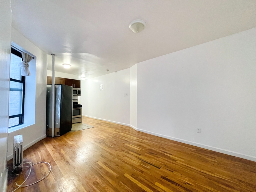 516 West 136th Street - Photo 9