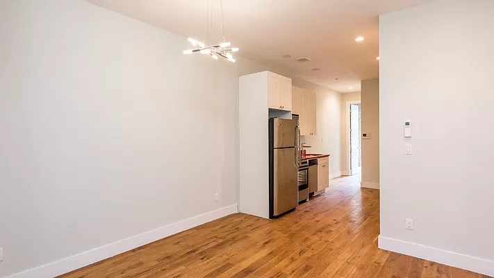 1346 Hancock Street - Photo 6