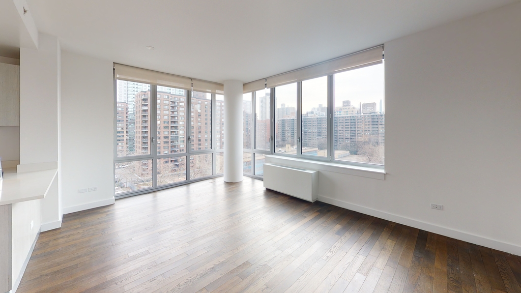 801 Amsterdam Avenue - Photo 10