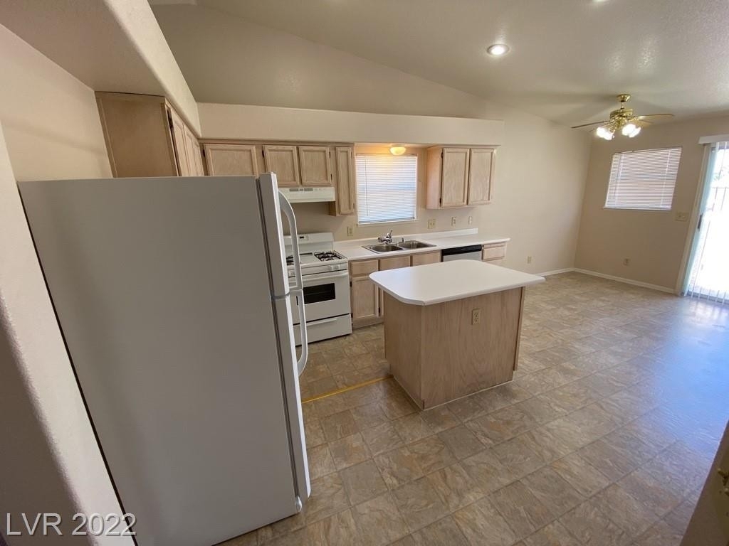 6108 Hillside Bloom Court - Photo 5