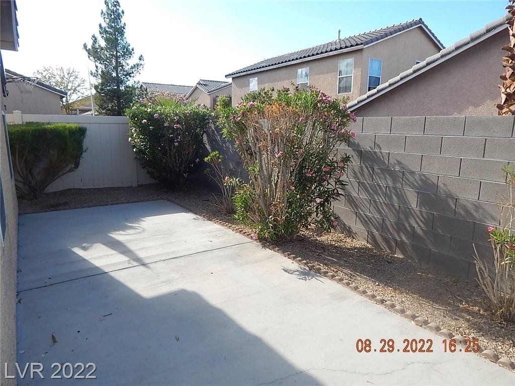 2624 Cinnamon Cactus Court - Photo 26