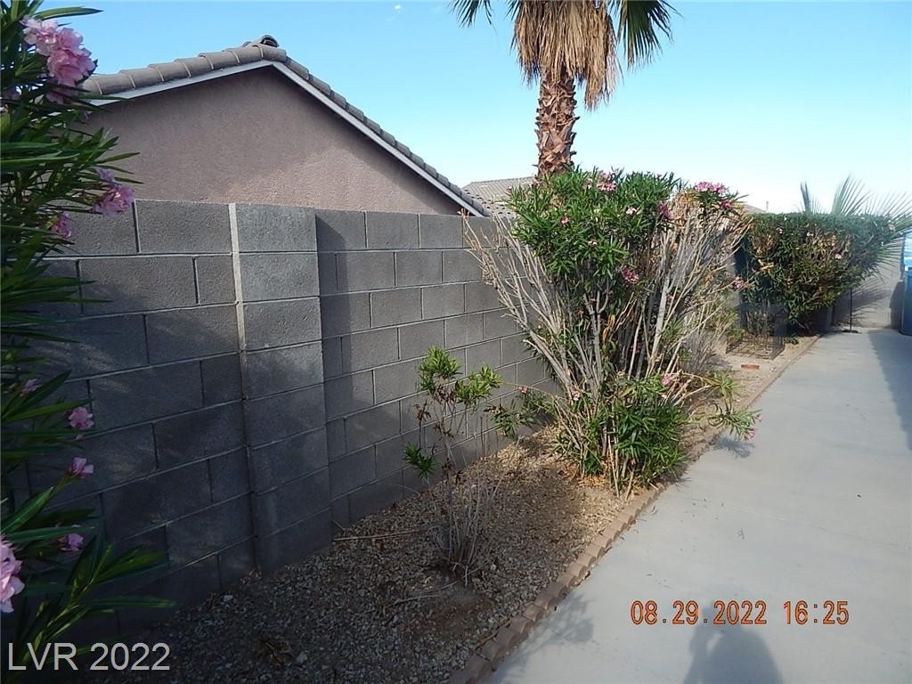 2624 Cinnamon Cactus Court - Photo 27