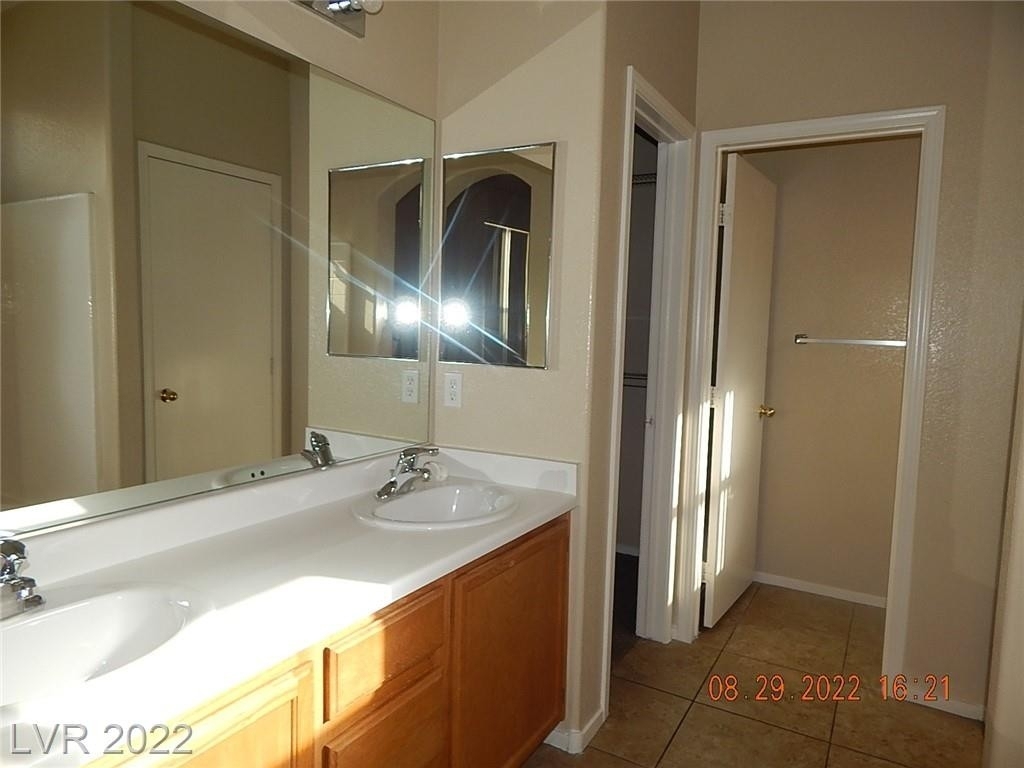 2624 Cinnamon Cactus Court - Photo 21