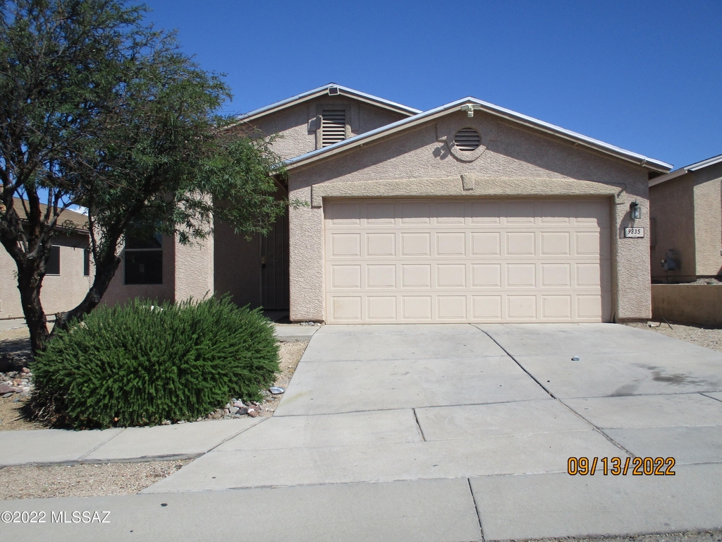 9835 E Rocky Vista Drive - Photo 0