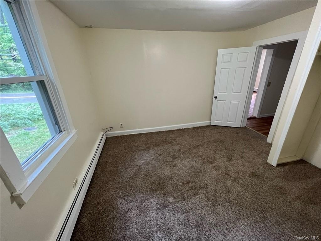 2091 Maple Avenue - Photo 4