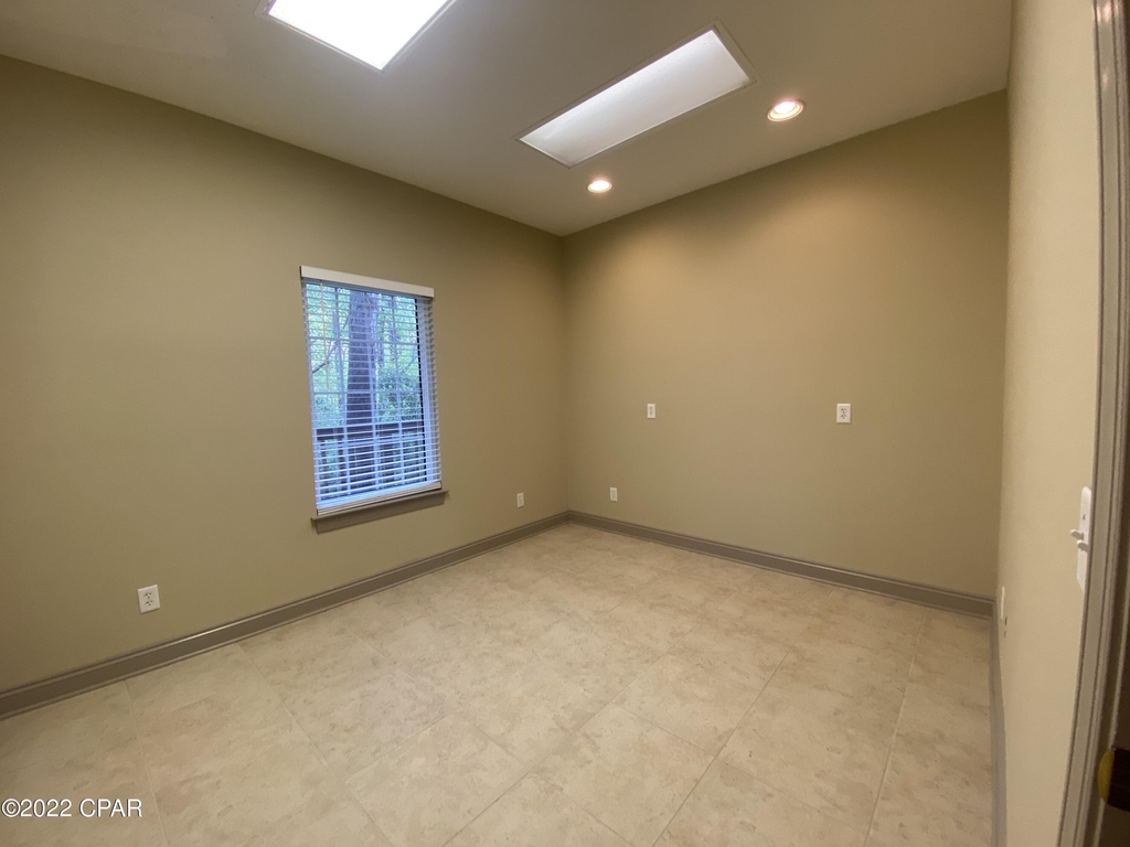 2581 Huntcliff - Photo 11