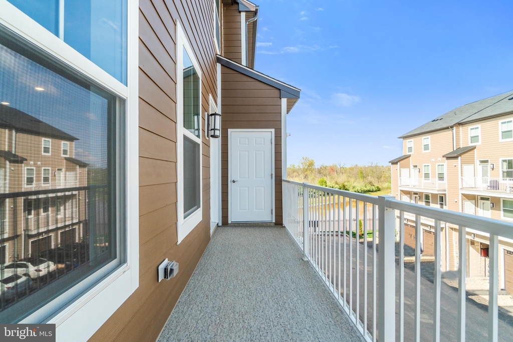 20661 River Liffey Terrace - Photo 17