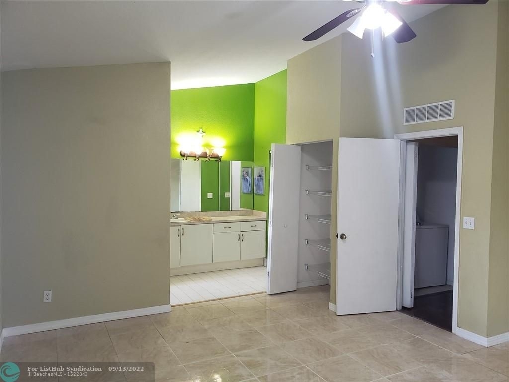 8722 Sw 21st Ct - Photo 21