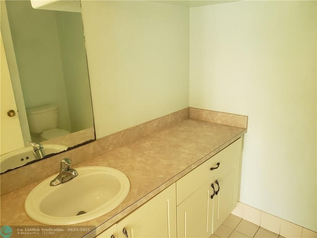 8722 Sw 21st Ct - Photo 13