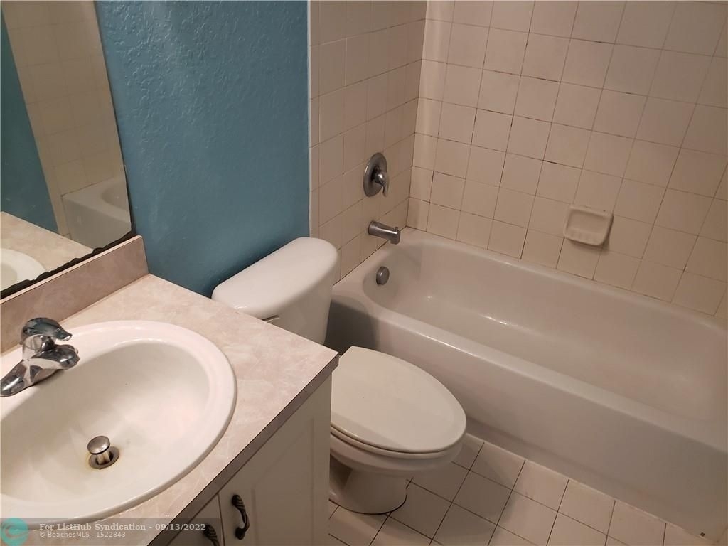 8722 Sw 21st Ct - Photo 19