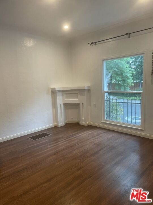 357 Sherbourne Ave - Photo 9