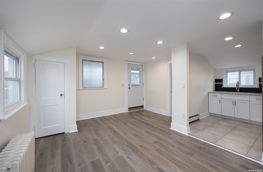 106 Atlantic Avenue - Photo 3