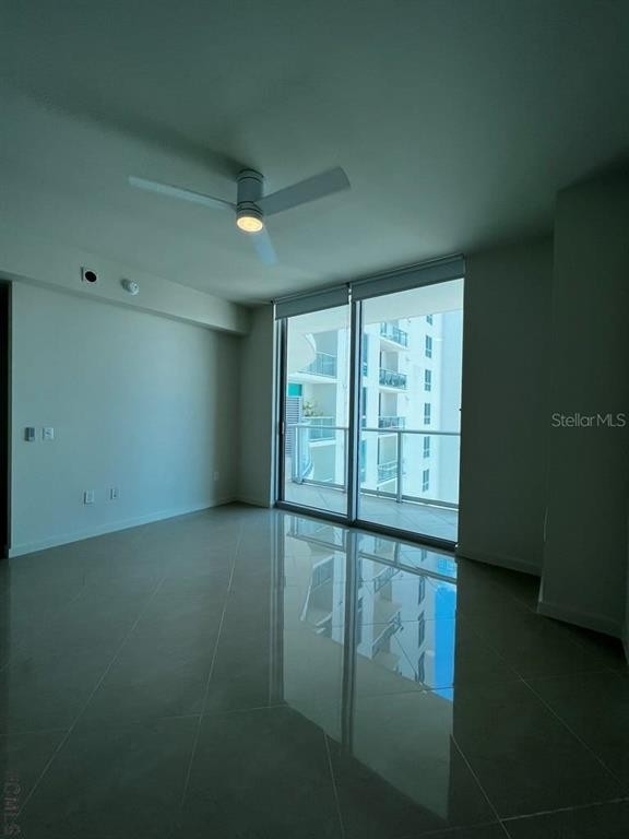 300 Biscayne Boulevard - Photo 12