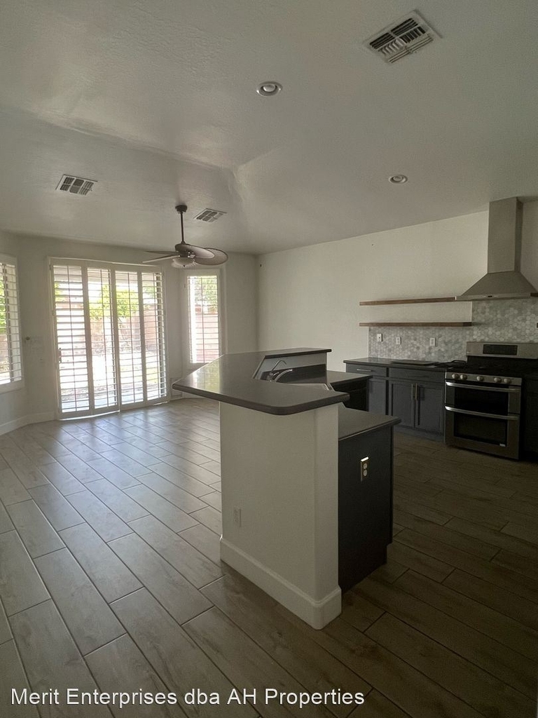 13622 W San Miguel Ave - Photo 27