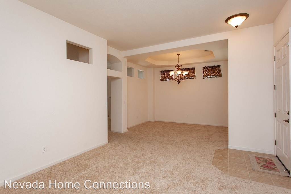 1635 Murrieta Court - Photo 3