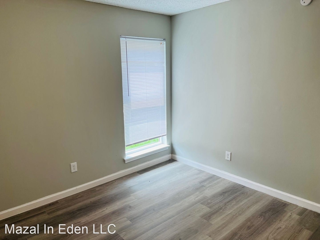 3187 E Danville Circle - Photo 12