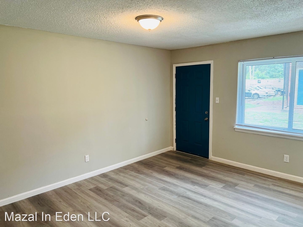 3187 E Danville Circle - Photo 3