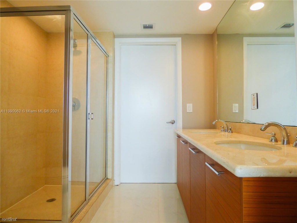 50 Biscayne Blvd Apt 4208 - Photo 6