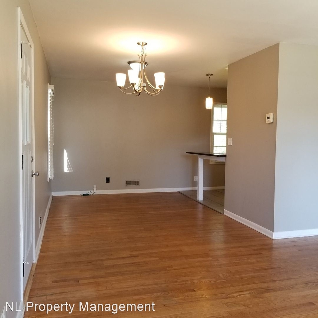 7704 Lafayette Ave - Photo 2