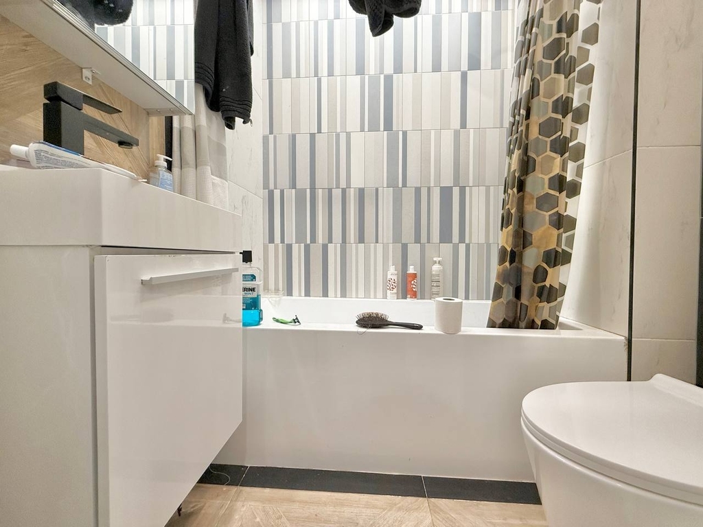 334 Evergreen Avenue - Photo 0