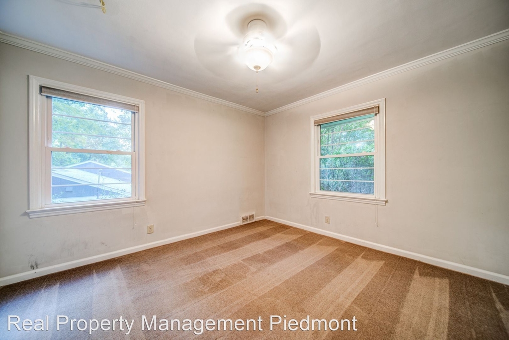 4365 Peachtree Dunwoody - Photo 11