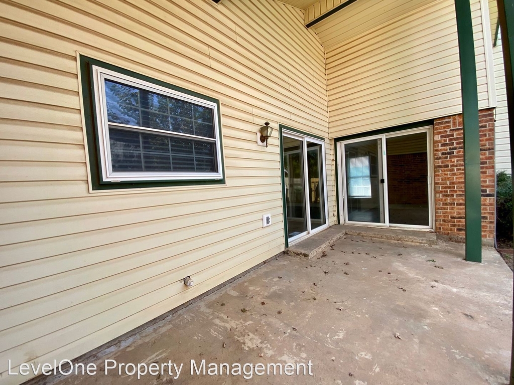 816 Royal Lane - Photo 13