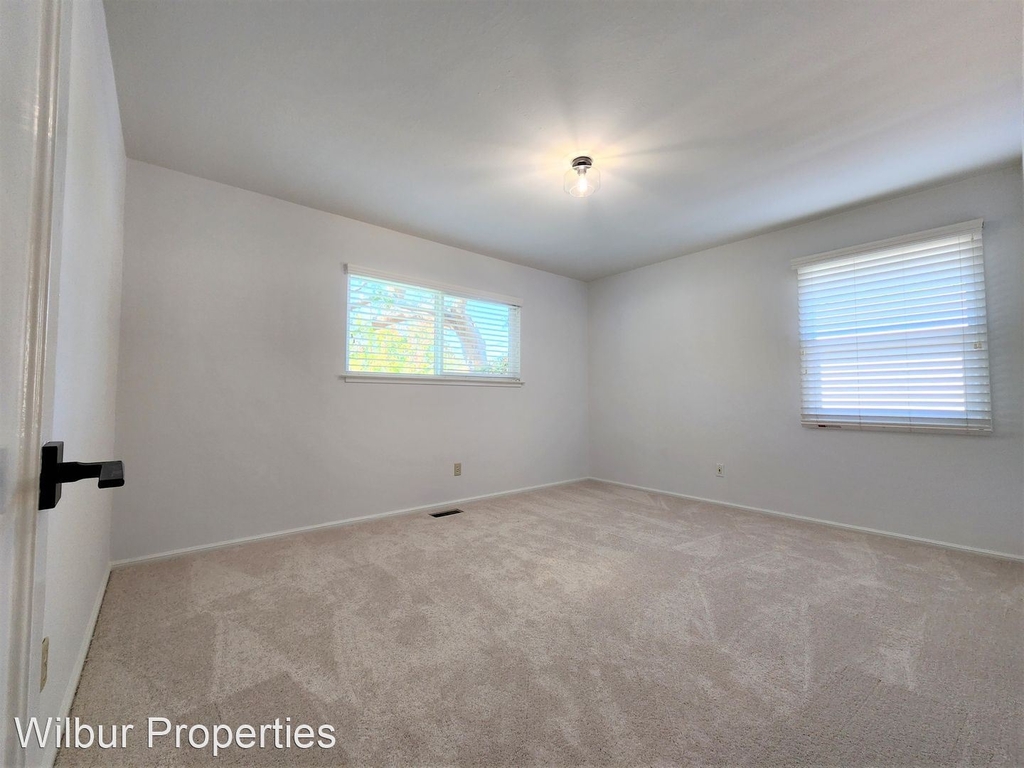 2503 Middlefield Road - Photo 24