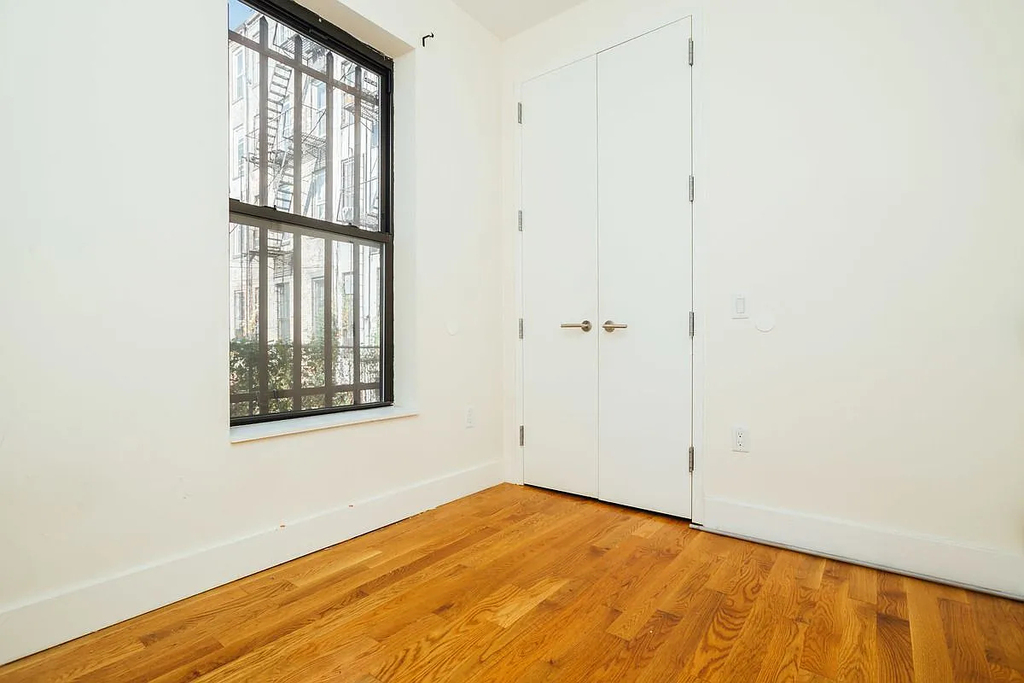 1100 Dekalb Avenue - Photo 3