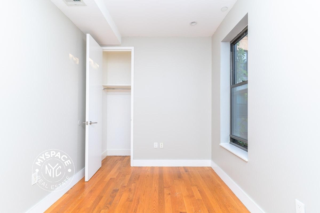 1100 Dekalb Avenue - Photo 4