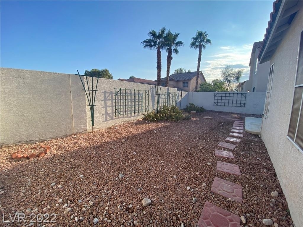 7700 Via Paseo Avenue - Photo 17