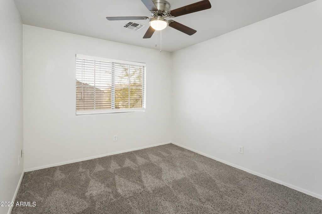 1042 W Desert Basin Drive - Photo 15