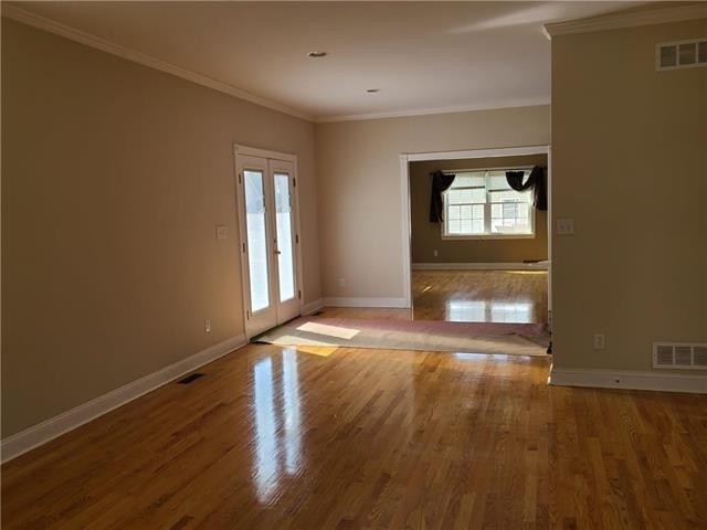 519 10th Avenue - Photo 2