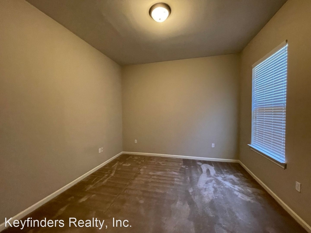 5908 Stumberg Ln Unit 36 - Photo 11