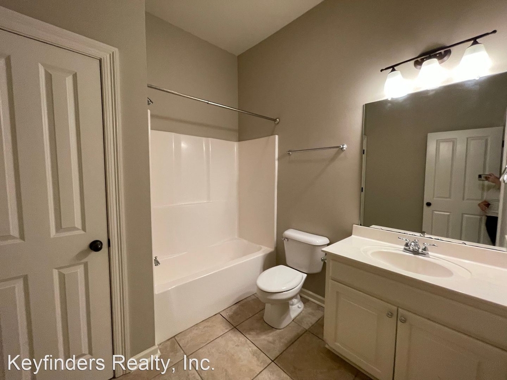 5908 Stumberg Ln Unit 36 - Photo 10