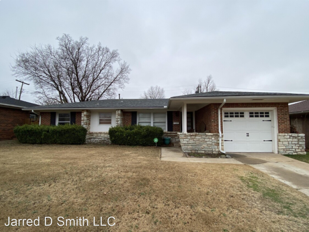 2224 Ashley Drive - Photo 0