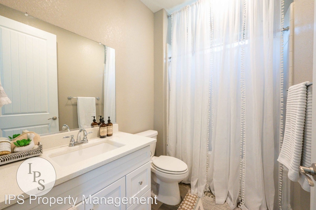 11033 N Via Grigia Way - Photo 6