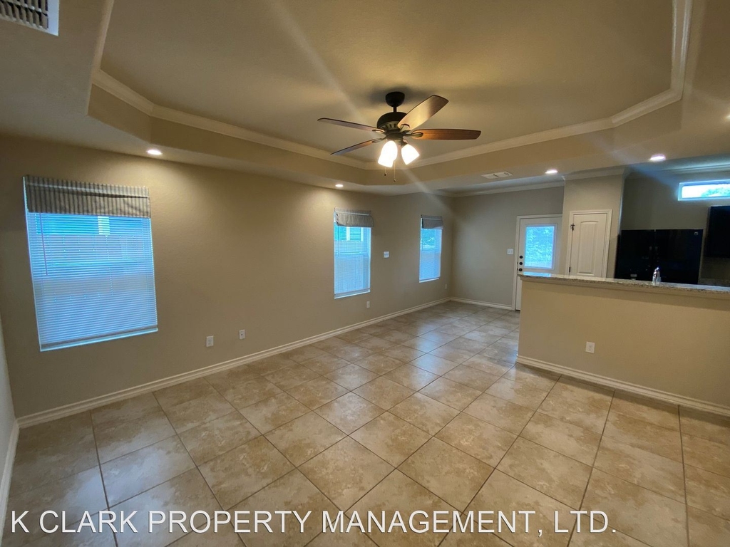 6918 Lakeview Dr #101 - Photo 1