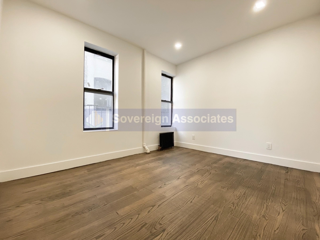 3620 Broadway - Photo 2