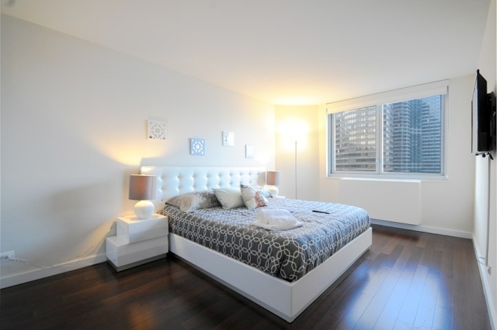 401 East 34th Street - Photo 6