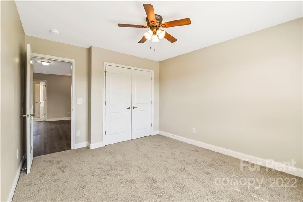 9911 Thistle Field Lane - Photo 17