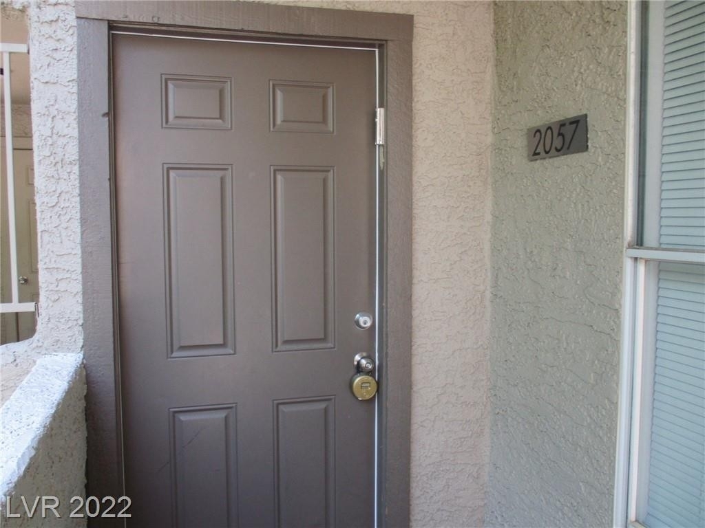 4200 South Valley View Boulevard - Photo 15