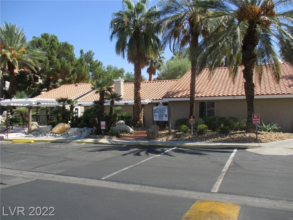 4200 South Valley View Boulevard - Photo 0