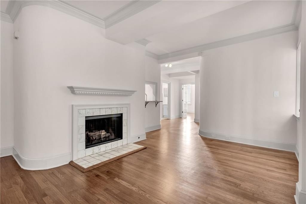 2840 Peachtree Rd - Photo 2