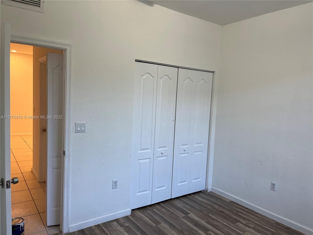 21425 Nw 13th Ct - Photo 11