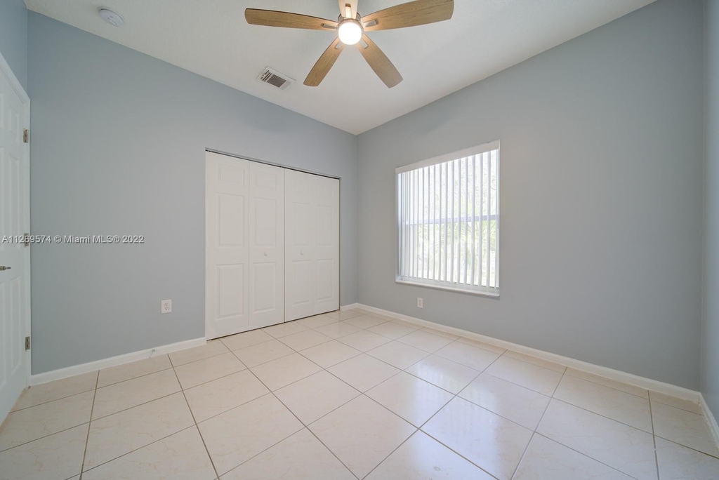 19250 Sw 29th Ct - Photo 17