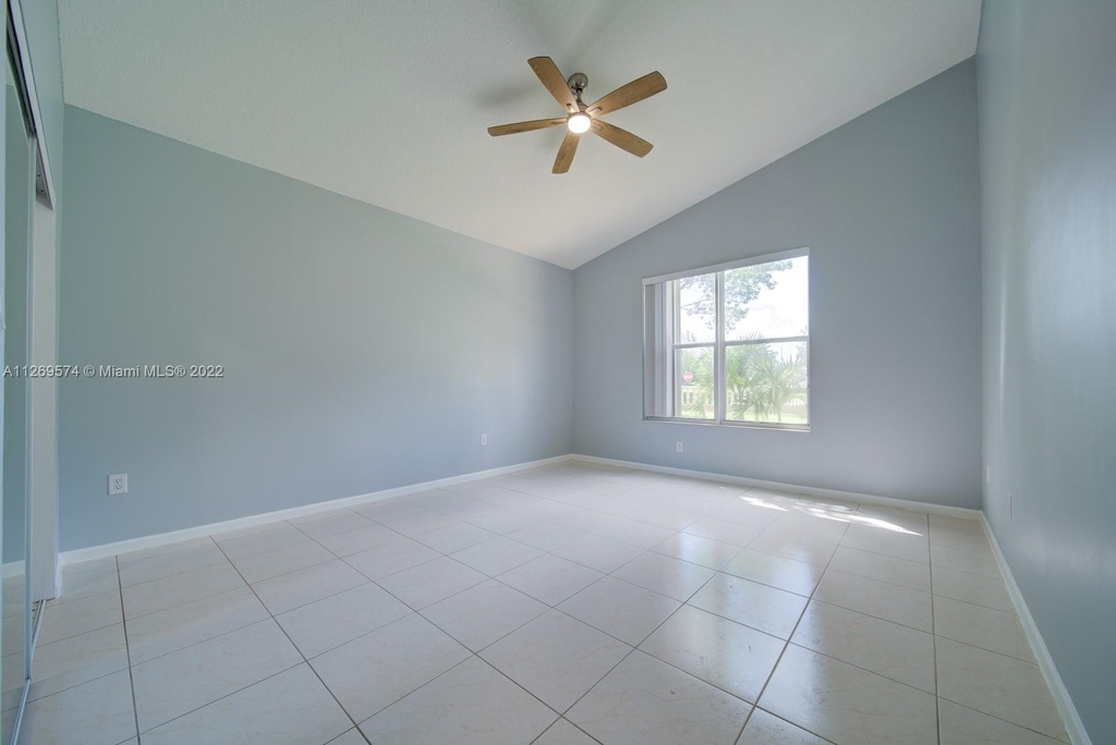 19250 Sw 29th Ct - Photo 12