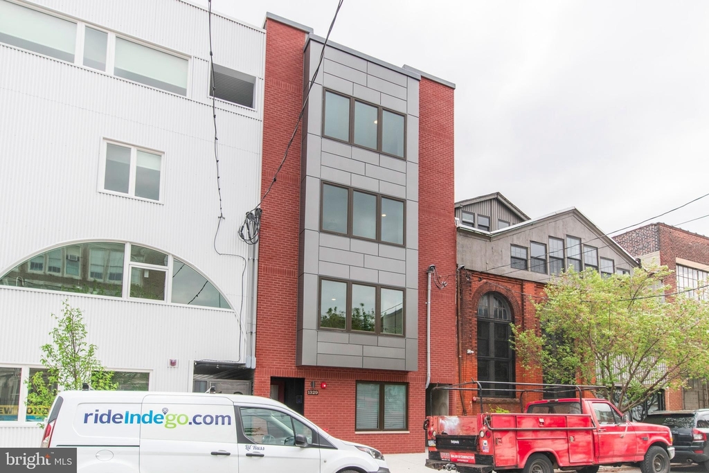 1329 N Randolph Street - Photo 1