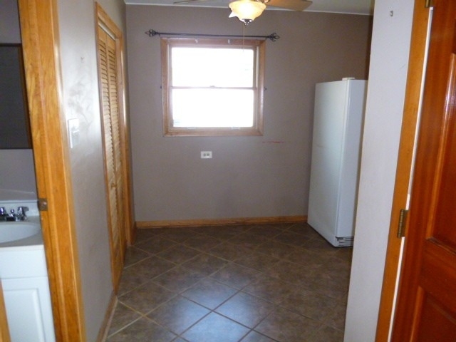 8729 S 55th Court - Photo 7