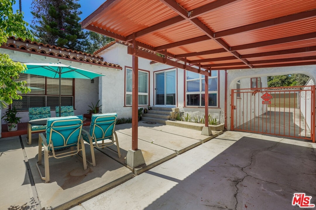 311 N Doheny Dr - Photo 5